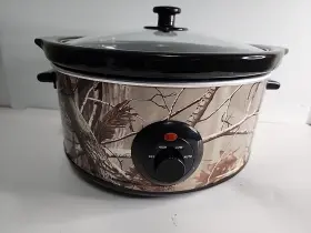 Sc-8017 The Metal Ware Corporation 313056949910 5 Quart Slow Cooker Removable Ceramic Crock 120 Volt Camouflage Sc-8017 The Metal Ware Corporation 313056949910 5 Quart Slow Cooker Removable Ceramic Crock 120 Volt Camouflage