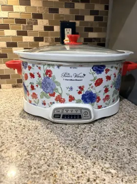 33393 The Pioneer Woman By Hamilton Beach Floral Ceramic Slow Cooker 4.5 Quart Timer
