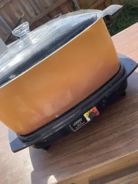 5276 West Bend Vintage 70s/80s 6 Quart Slo Cooker Cat # Griddle Base Lid Tested
