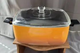 7833330 West Bend Slow Cooker Pot Only 6 Quart 5275 Harvest Gold Clear With Lid