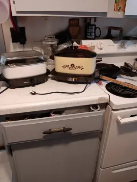 84086 West Bend Slow Cooker 6 Quart &4 W Griddles And Lids Both Work Have Wear #2