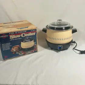 84144 West Bend Vintage Lazy Day Slow Cooker 4 Quart Blue Harvest Wheat Porcelain #84144