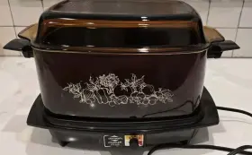 84206 West Bend Vtg Brown Autumn Harvest 6 Quart Cooker Plus With Lid Grate