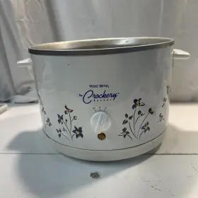 84326 West Bend Crockery Cooker 6 Quart Round Slow Model Base Only. Tested 84326 West Bend Crockery Cooker 6 Quart Round Slow Model Base Only. Tested