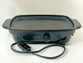84706l West Bend 4 Or 6 Quart Slow Cooker Replacement Base Griddle With Power Cord - Works