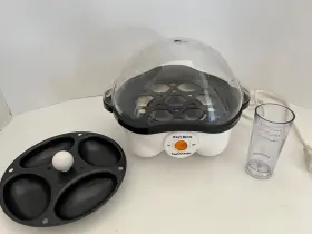86628 West Bend Automatic Egg Cooker And Poacher Steamer - Tested Works Great