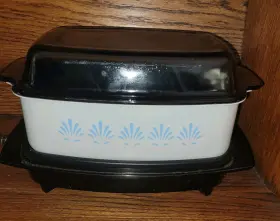8839 West Bend Vintage Slow Slo Cooker With Lid 5 Settings 4 Quart White Blue Works