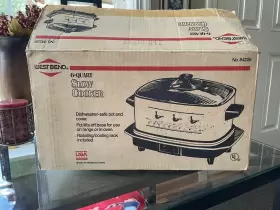 9122 West Bend Vintage 6 Quart Slow Cooker Griddle Base Amber Glass Lid Birds With Rack