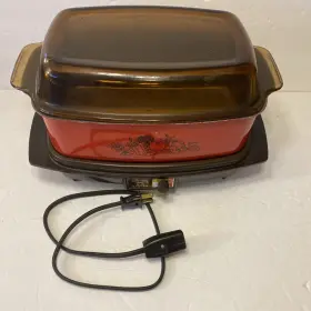 West Bend Cat-84114 Vintage Slo Cooker 6 Quart With Tray Autumn Harvest Glass Lid Red Tested