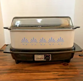 West Bend L-3986 Vintage Gray With Blue 80s Design Slow Cooker Crock Pot 4 Quart Metal