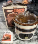 Rival Model 3100 Crock Pot Cooker 3.5 Quart Almond Color Tested Works Open Box. Fixed Price $30.00.