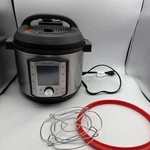 Instant Pot Duo Evo Plus 6 Qt 10-IN-1 Multi-use Pressure Cooker Excellent Cond. Fixed Price $119.88.