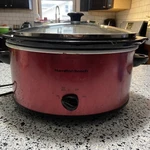 Hamilton Beach Slow Cooker 5Q Crockpot 33155 4551DJ Portable Lid Latch Apple Red. Fixed Price $22.00.