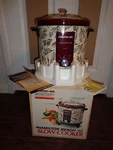 Vintage Hamilton Beach Scovill Slow Cooker 454RH Simmer-on Natural Earth Design. Fixed Price $98.95.