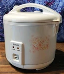 Tiger JNP-1800-FL 10-CUP Rice Cooker And Warmer, Floral White Made In Japan. Fixed Price $95.00.