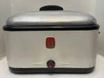 Vintage*white Nesco Electric Roaster W/roasting RACK*19" X 13.5"*UNTESTED. Fixed Price $122.50.