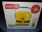 Peanuts X Dash 20OZ HOT2GO Personal Food Warmer Charlie Brown Brand New. Fixed Price $30.00.