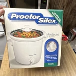 Proctor Silex 4 Qt Slow Cooker Dishwasher Safe Ceramic Crock White 33320. Fixed Price $15.00.