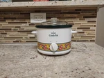 Rival Crock Pot Stoneware Slow Cooker Chili Pepper Design 3122 Qt Great Shape. Fixed Price $29.99.