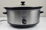 Toastmaster 7QT Slow Cooker W/ Removable Stoneware TM-701SC. Four Settings.. Fixed Price $25.00.