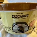 Vtg Rival Crock-pot 5 Quart Removable Stoneware Slow Cooker Harvest Gold. Fixed Price $32.50.