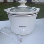 Kitchen Gourmet 1.5-QT Manual Electric Slow Cooker W14A4792/YD-500S White. Fixed Price $15.24.