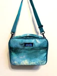 Kavu Insulated Padded Crossbody Lunch Box Ocean Storm. Fixed Price $36.00.
