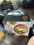 Masterchef 1.25 Qt Hot Pot Brand New The Champions Collection. Fixed Price $12.25.