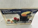 Presto 06000 6-QUART Electric Kitchen Kettle Multi-cooker Steamer Not Used View. Fixed Price $42.00.