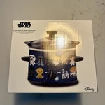 Disney Star Wars 2-QUART Slow Cooker Cool Touch Handles 3 Heat Settings New!!. Fixed Price $20.00.