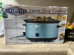 Americana 5-QUART Slow Cooker Blue Dishwasher Safe Removable Crock 3 Settings. Fixed Price $35.00.