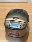 Zojirushi NS-TSC10 5 Cup 1.0-LITER (uncooked) Micom Warmer Rice Cooker Works!. Fixed Price $109.99.