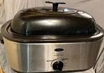 Oster 20 Qt Roaster Oven 26LB Turkey High Dome Self Basting Lid. Fixed Price $65.00.