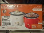 Lot Of (2) Beautiful Qt Manual Slow Cookers-tomato Red + White Icing Crockpot. Fixed Price $44.50.