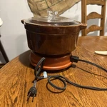 Cornwall Crockery Vintage Pot Electric. Fixed Price $39.99.