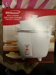 Brentwood 1.1 Quart Electric Hot Pot. Fixed Price $35.00.