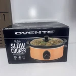 Ovente Slow Cooker 3.5L W/ Tempered Lid Adjustable Cooking Setting SLO35ACO New. Fixed Price $44.16.