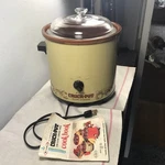 Vtg 70S Rival 3.5 Qt Crock Pot Slow Cooker Harvest Gold 3100/2 Book Clean!. Fixed Price $34.99.