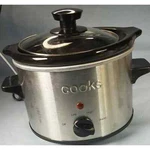 Cooks 1.5.QRART Crock Pot. Fixed Price $18.95.