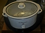 Emerson Slow Cooker - 3 Qt, White With Glass Lid. Fixed Price $25.00.