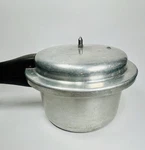 Vintage Mirro Matic Qt Aluminum Pressure Cooker H-394M Usa No Jiggler. Fixed Price $22.00.