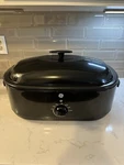 General Electric Roaster Oven Black Model #169152. Fixed Price $35.77.