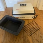 Nesco Cool Side 5 Electric Roaster Oven Slow Cooker Speckled White Qt W/insert. Fixed Price $60.00.