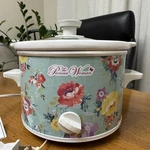 Nice! Pioneer Woman 1.5 Qt. Sweet Romance Pattern Works Slow Cooker Crockpot. Fixed Price $29.50.