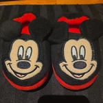 Disney Mickey Mouse Face Unisex Boys Girls Red Black Slippers Toddler 7/8 Wow!. Fixed Price $8.00.