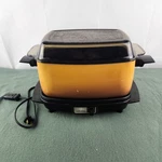 Vintage West Bend 6QT Electric Slow Cooker Model 5275 With Glass Lid Made Usa. Fixed Price $37.50.