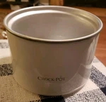 Crock-pot Original Slow Cooker Model SCR151-WG-NP 2QT White Replacement Base. Fixed Price $10.00.
