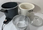 Dazey Chef's Pot Multi-cooker Deep Fryer Steamer Slow White Stoneware Lid. Fixed Price $42.99.
