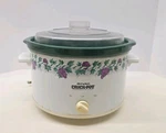Vintage Rival Crock Pot Model 3355 Purple Green Grapes Quart. Fixed Price $34.99.