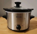 Bella Basics 1.5 Qt Slow Cooker With Lid WJ-1500 Guc Tested-works. Fixed Price $19.95.